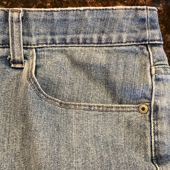 CJBanks denim capris, size 20W - Picture 4 of 5